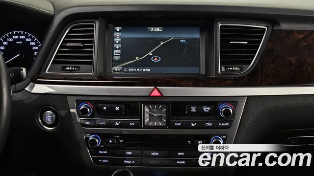 Hyundai Genesis 2015 — photo 16