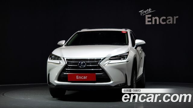 Lexus NX 2017 — photo 3