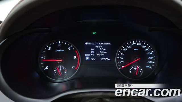 Kia Stinger 2018 — photo 8