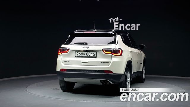 Jeep Compass 2019 — photo 4