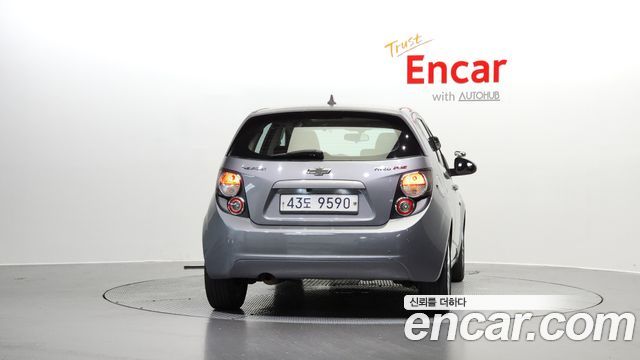 Chevrolet Korea Aveo 2012 — photo 4