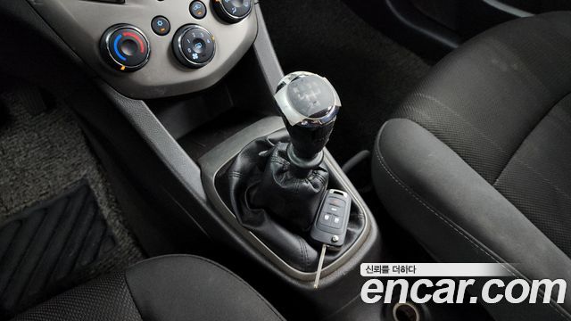 Chevrolet Korea Aveo 2012 — photo 9