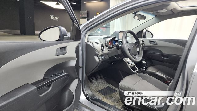 Chevrolet Korea Aveo 2012 — photo 10