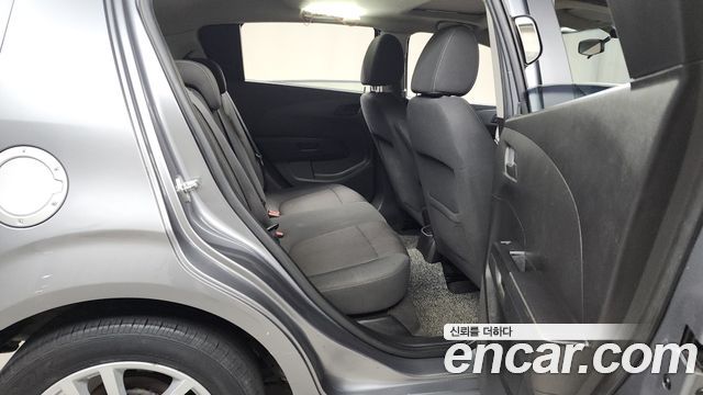 Chevrolet Korea Aveo 2012 — photo 12