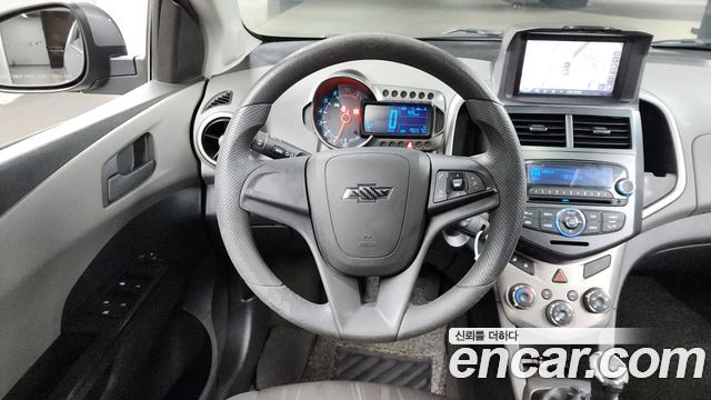 Chevrolet Korea Aveo 2012 — photo 13