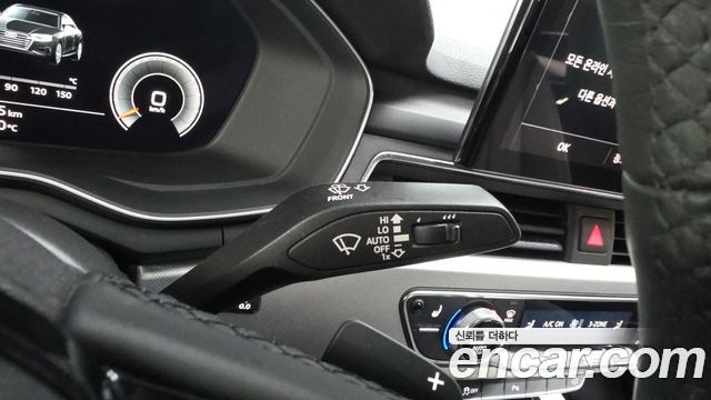 Audi A4 2021 — photo 17