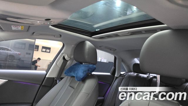 Audi A4 2021 — photo 19