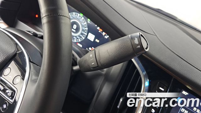 Cadillac Escalade 2018 — photo 9