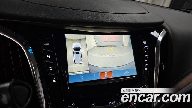 Cadillac Escalade 2018 — photo 15