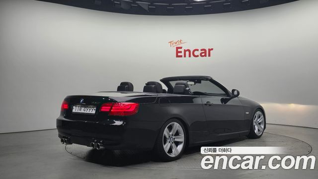 BMW 3-Series 2010 — photo 2