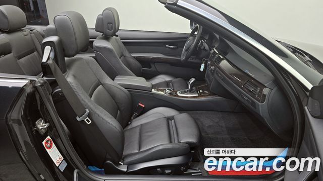 BMW 3-Series 2010 — photo 11