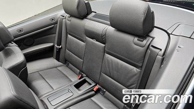 BMW 3-Series 2010 — photo 12