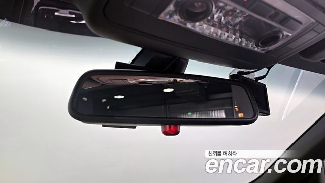 BMW 3-Series 2010 — photo 19
