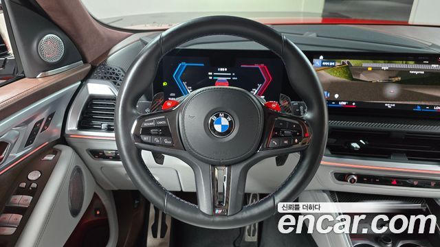 BMW XM 2023 — photo 13