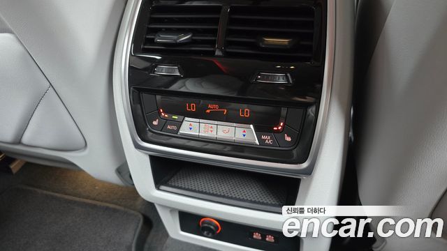 BMW XM 2023 — photo 19