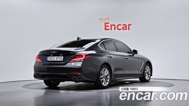 Genesis G70 2018 — photo 2