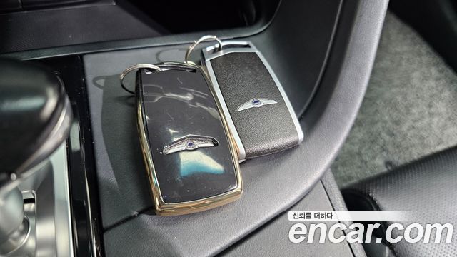 Genesis G70 2018 — photo 19