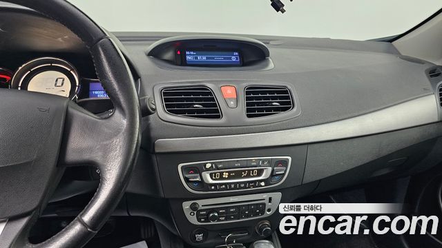 Renault Korea SM3 2017 — photo 19