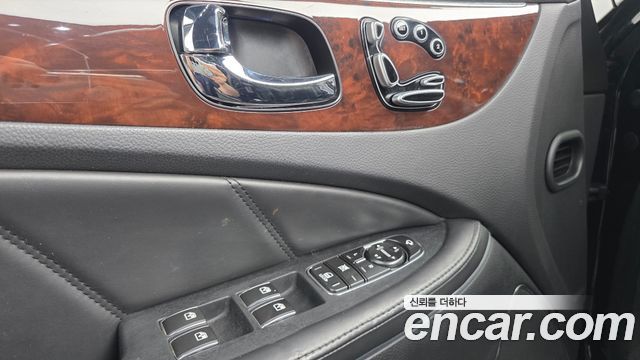 Hyundai Equus 2012 — photo 12