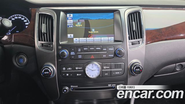 Hyundai Equus 2012 — photo 15