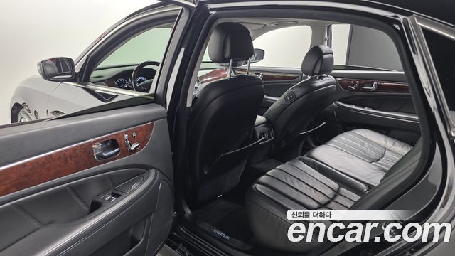 Hyundai Equus 2012 — photo 17