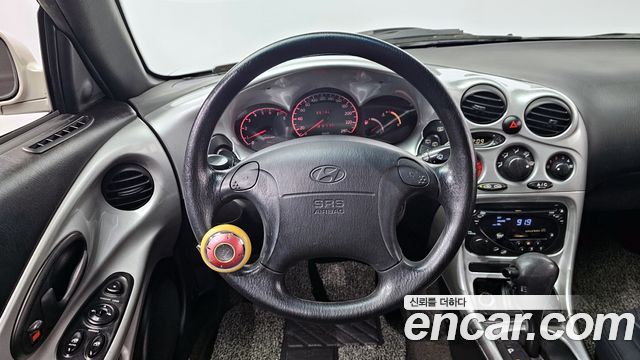 Hyundai Tiburon 1997 — photo 12