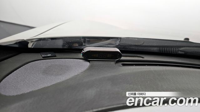 Hyundai Tiburon 1997 — photo 14