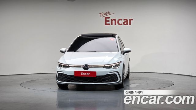 Volkswagen Golf 2024 — photo 3