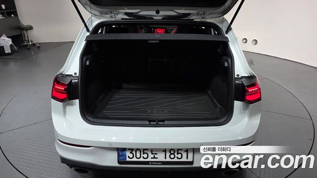 Volkswagen Golf 2024 — photo 20