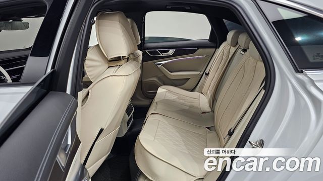 Audi A6 2023 — photo 12