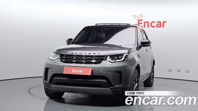 Land Rover Discovery 2018 — photo 3