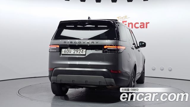 Land Rover Discovery 2018 — photo 4