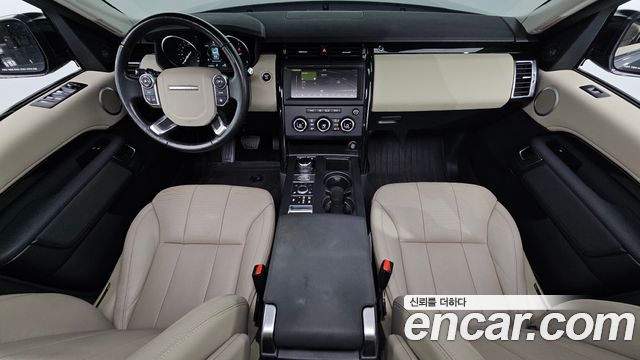 Land Rover Discovery 2018 — photo 7