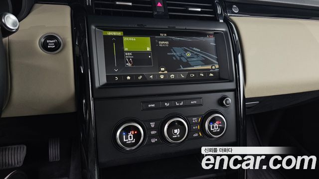 Land Rover Discovery 2018 — photo 15