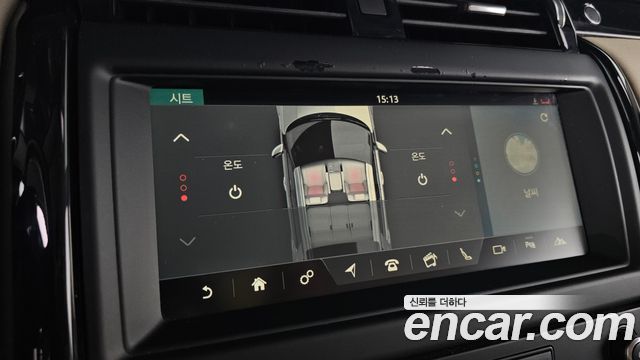 Land Rover Discovery 2018 — photo 17