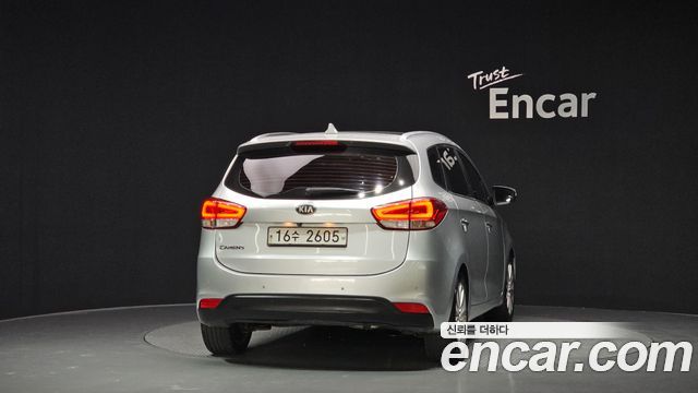 Kia Carens 2014 — photo 4