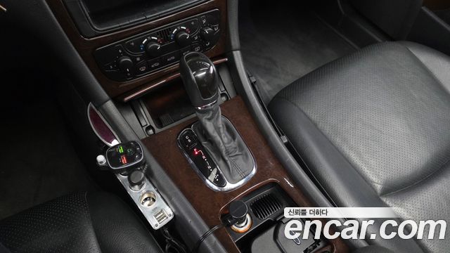 Mercedes-Benz C-Class 2004 — photo 9