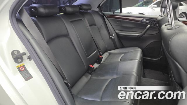 Mercedes-Benz C-Class 2004 — photo 12