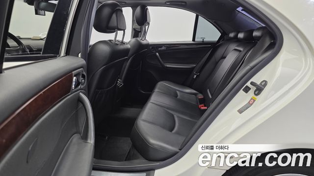 Mercedes-Benz C-Class 2004 — photo 13