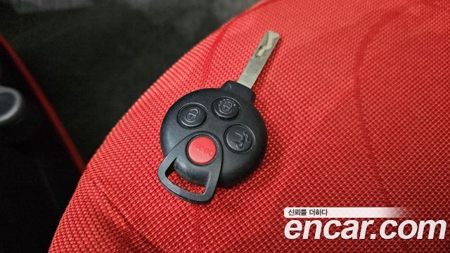 Smart Fortwo 2012 — photo 19
