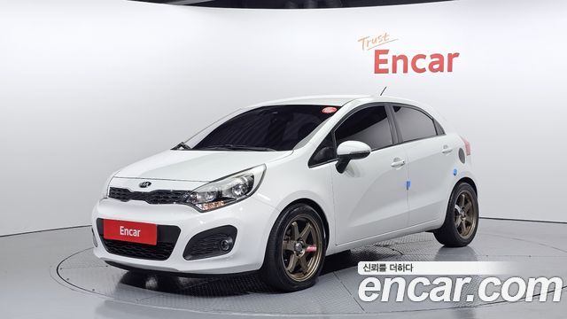 Kia pride 2014 — photo 1