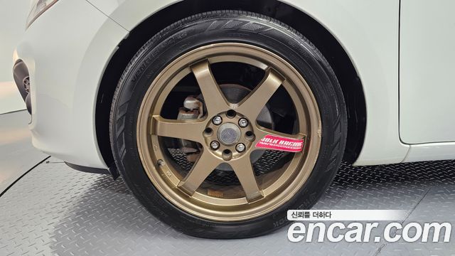 Kia pride 2014 — photo 5