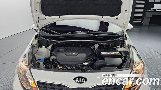 Kia pride 2014 — photo 6