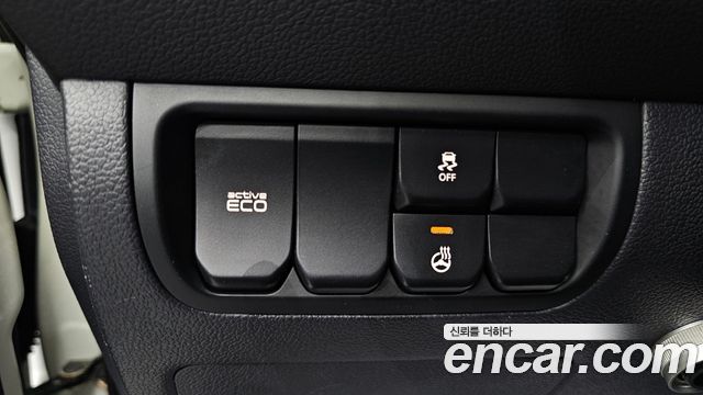 Kia pride 2014 — photo 13