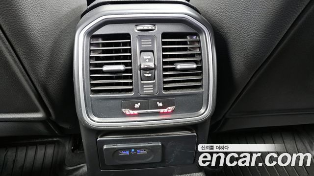 Porsche Macan 2015 — photo 19