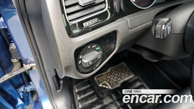 Volkswagen Golf 2015 — photo 18