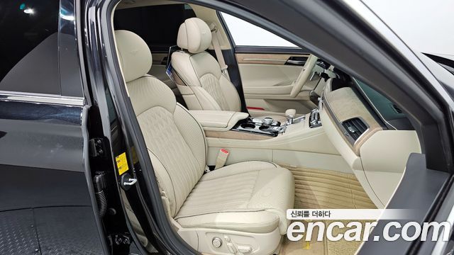 Genesis G90 2019 — photo 10