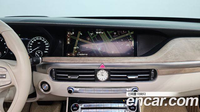 Genesis G90 2019 — photo 14