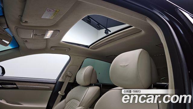 Genesis G90 2019 — photo 17