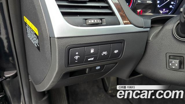 Hyundai Genesis 2016 — photo 17
